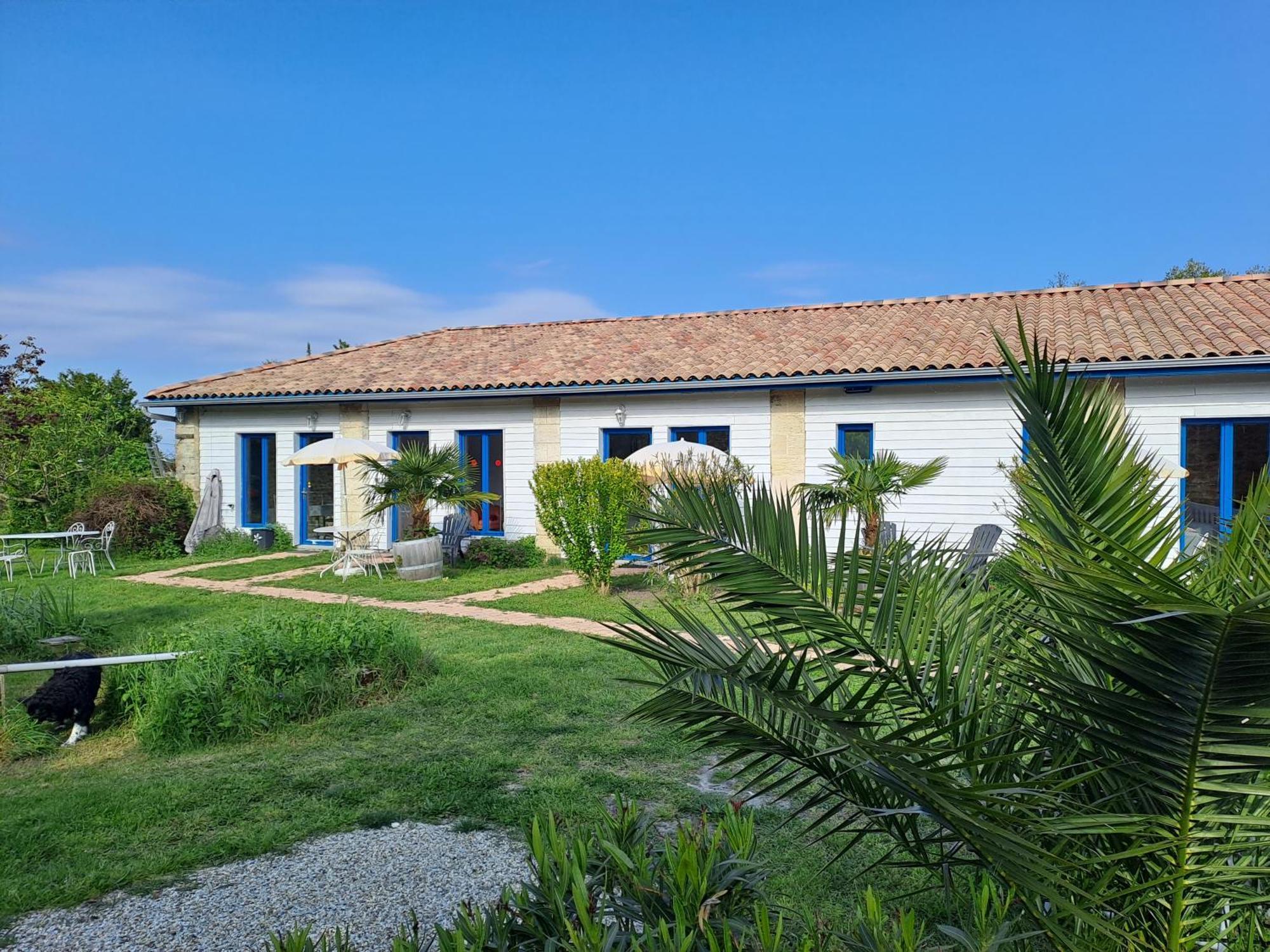 La Cadournaise Bed & Breakfast Saint-Seurin-de-Cadourne Eksteriør bilde