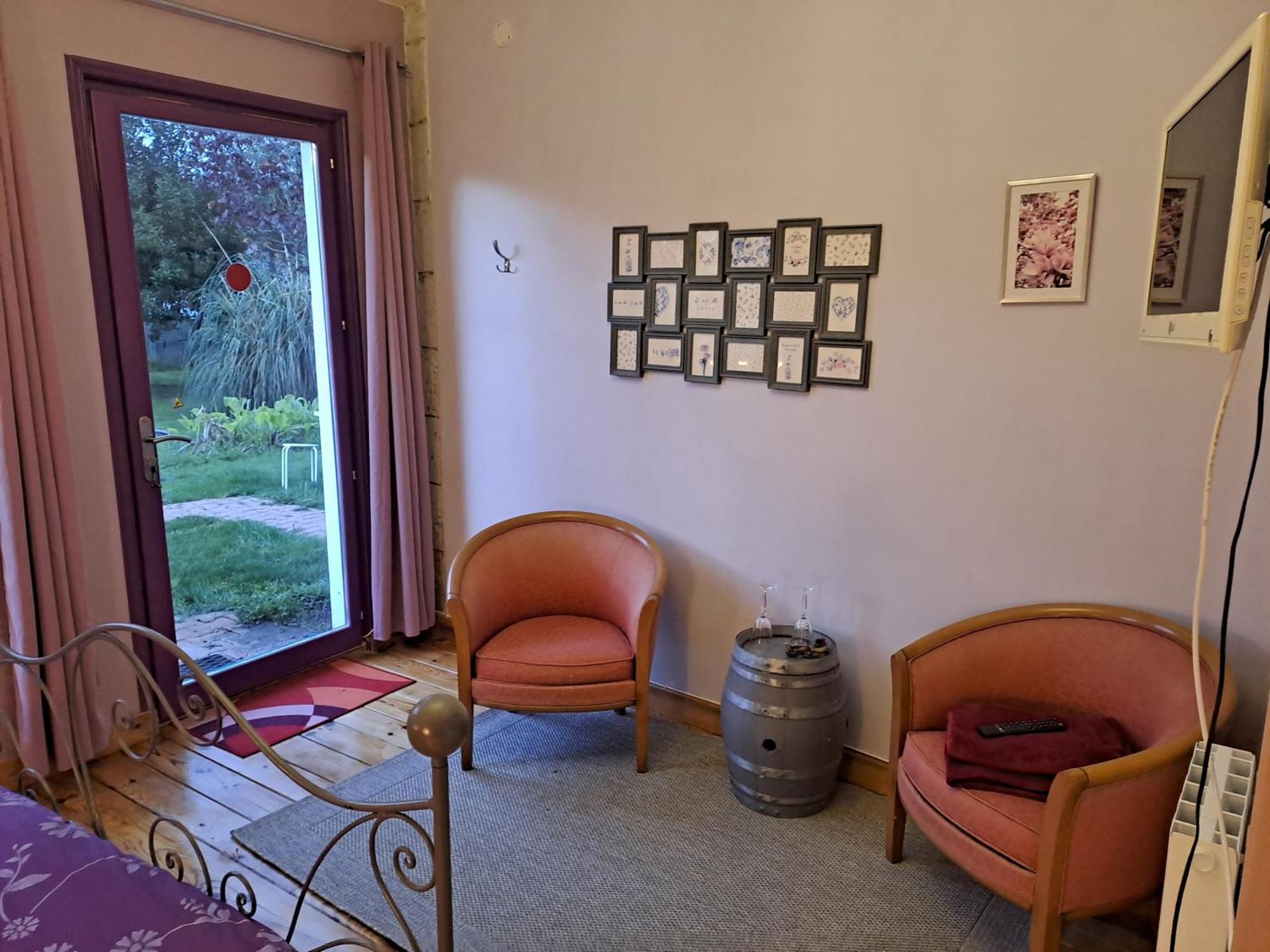 La Cadournaise Bed & Breakfast Saint-Seurin-de-Cadourne Eksteriør bilde