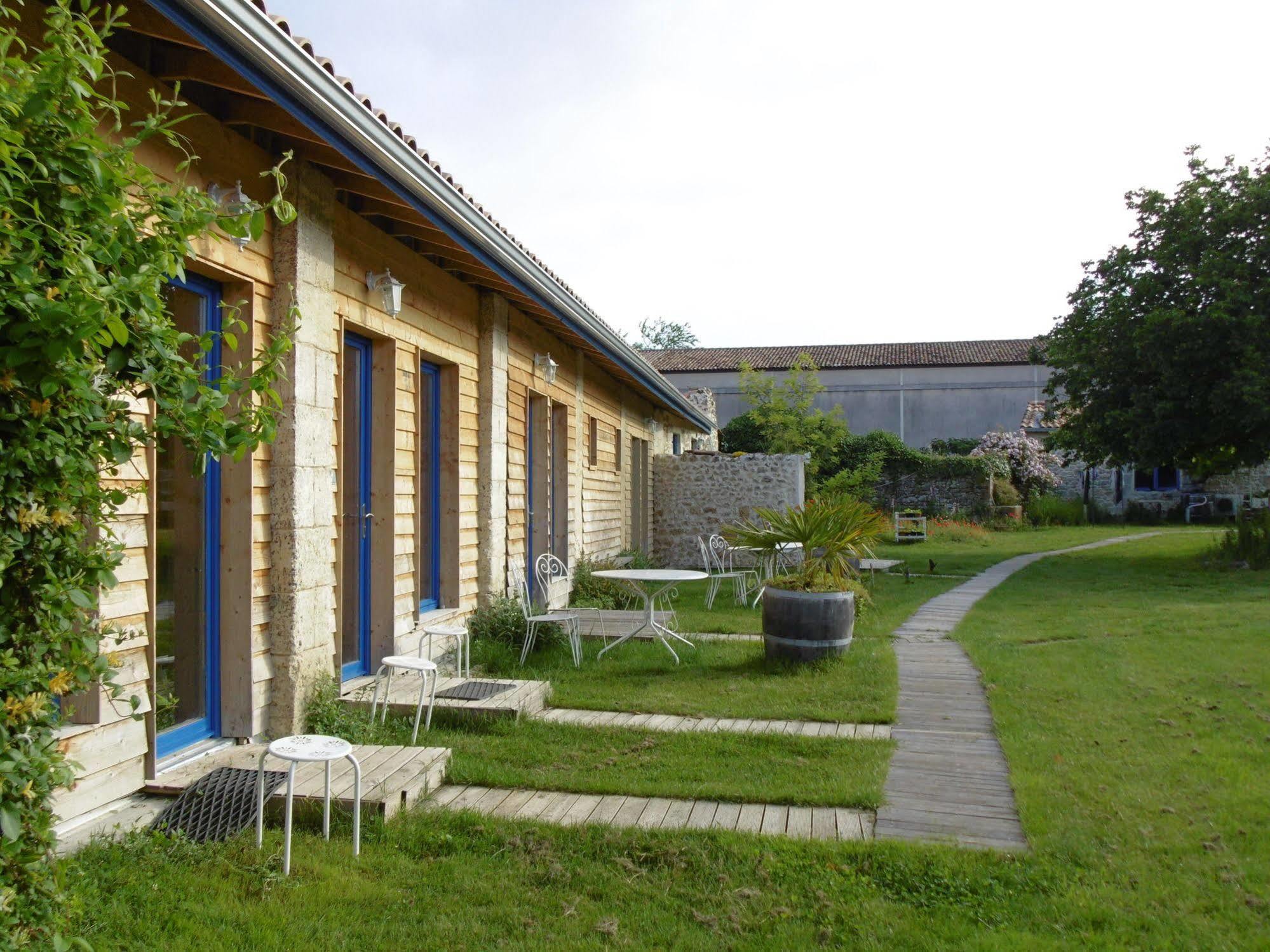 La Cadournaise Bed & Breakfast Saint-Seurin-de-Cadourne Eksteriør bilde